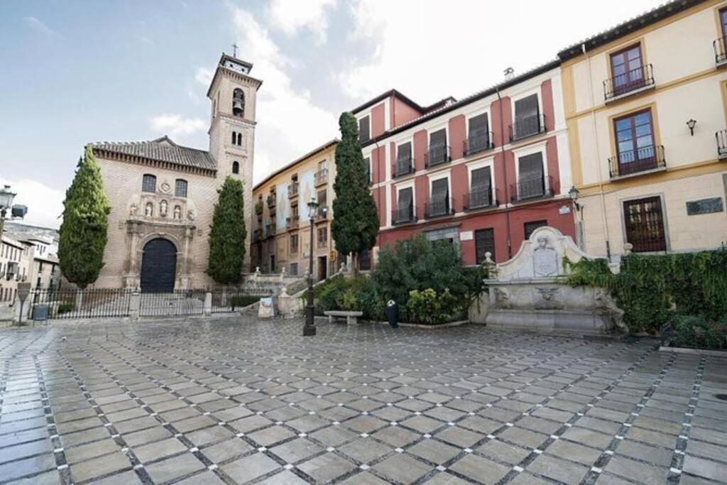 Holiday Granada Plaza Nueva Luaran gambar
